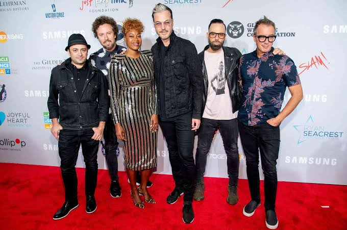 Fitz and The Tantrums photo 5