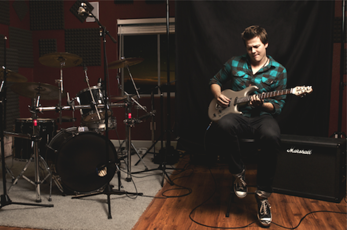 Tyler Ward photo 1