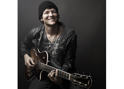 Tyler Ward photo 3